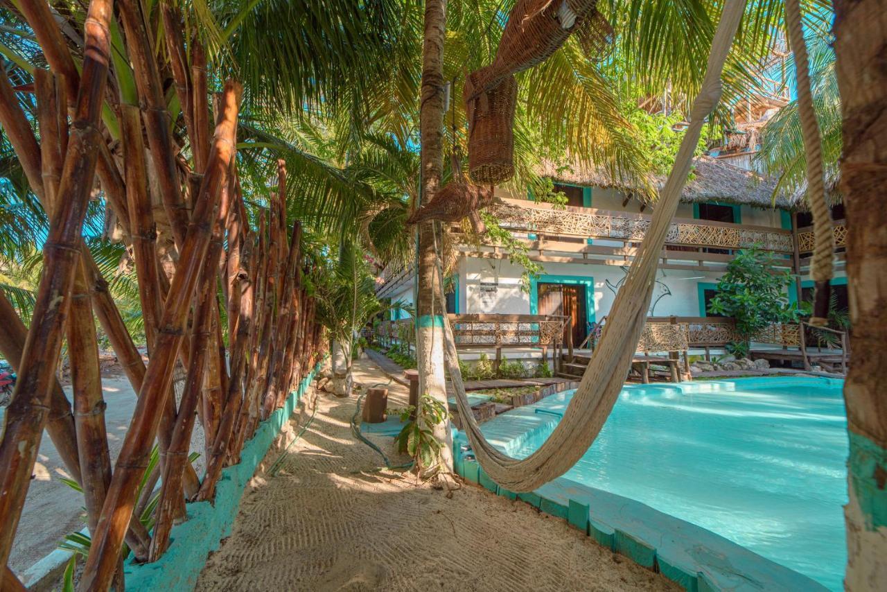 Hotel Villas Tiburon جزيرة هول بوكس المظهر الخارجي الصورة